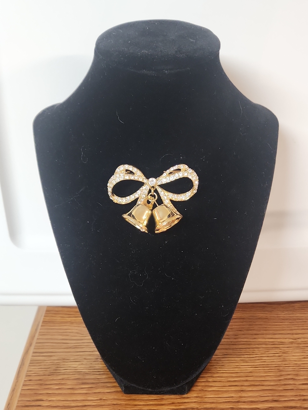 Signed MONET Bow and Bell Brooch - Women Jewelry